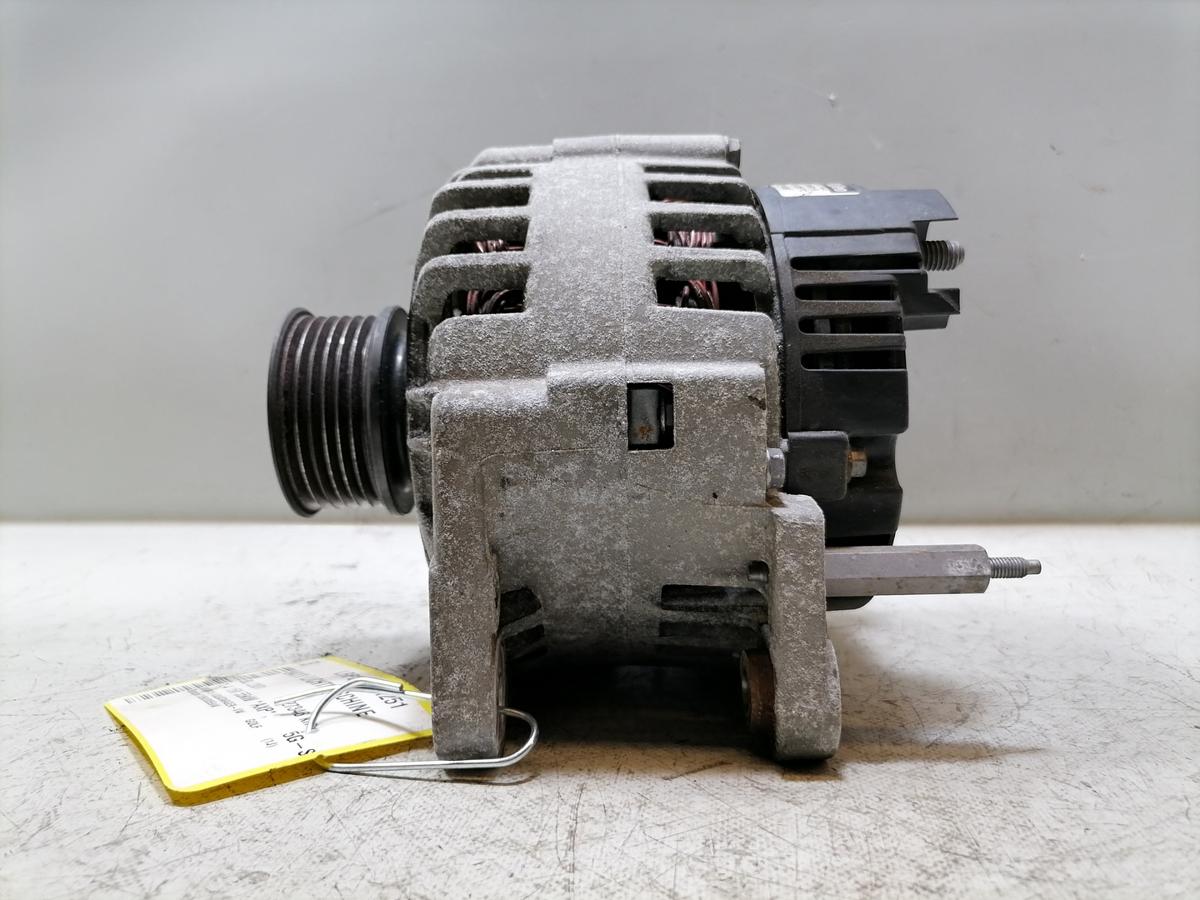 VW Golf 4 original Lichtmaschine Generator 1.4 16V 55kW Bj.2001
